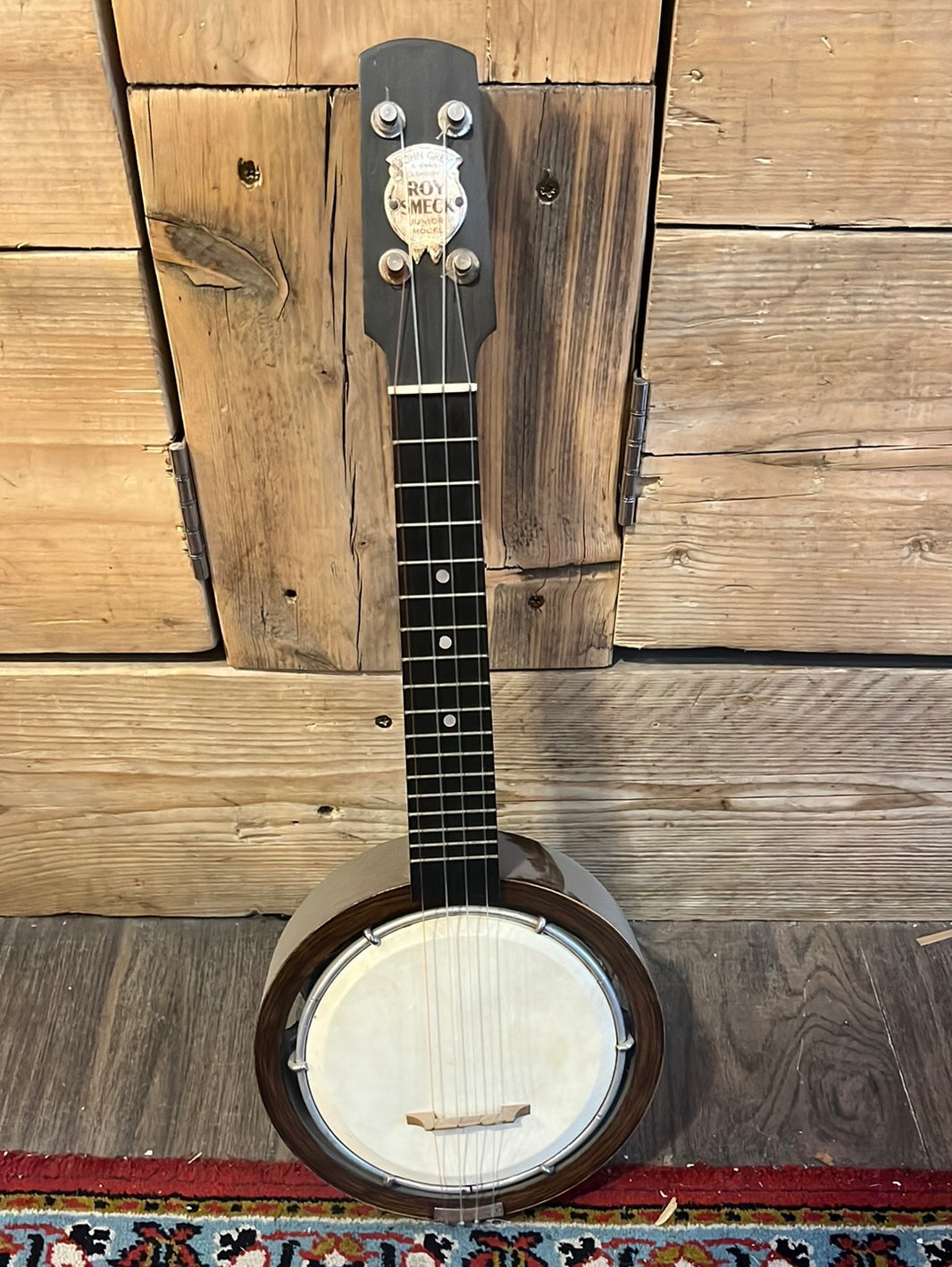 Vintage and Used Folk Instruments – Wunjo Guitars