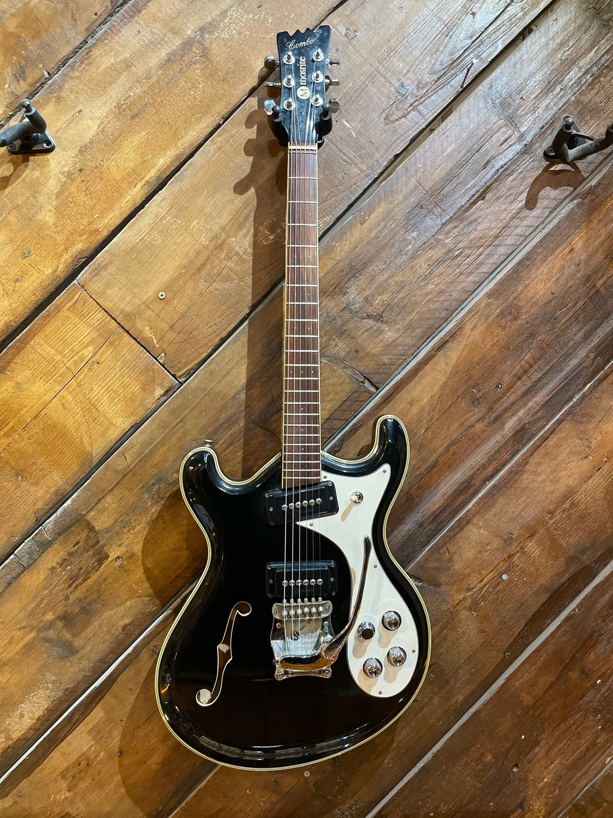 S/H 1966 Mosrite Combo Mark I Model 300, Black