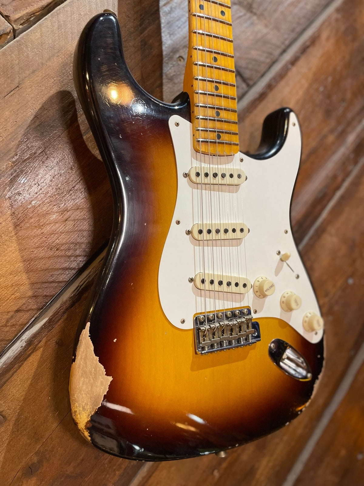 Fender Custom Shop Limited '57 Stratocaster, Relic Three Tone Sunburst