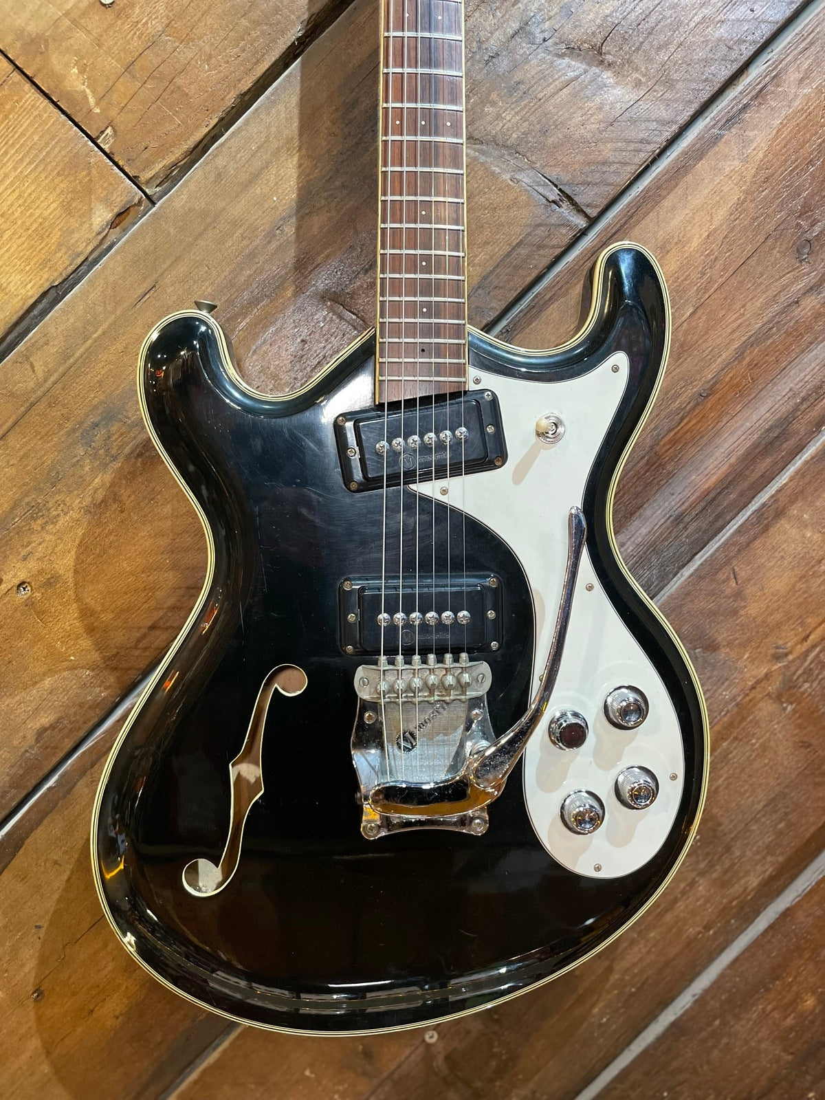 S/H 1966 Mosrite Combo Mark I Model 300, Black