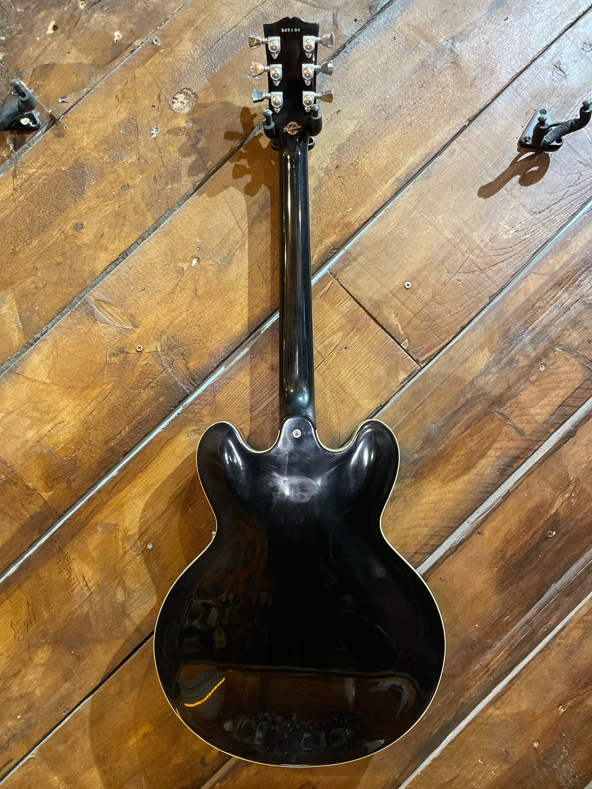 2007 Gibson Custom Shop 'Roy Orbinson' ES-335, 109/200