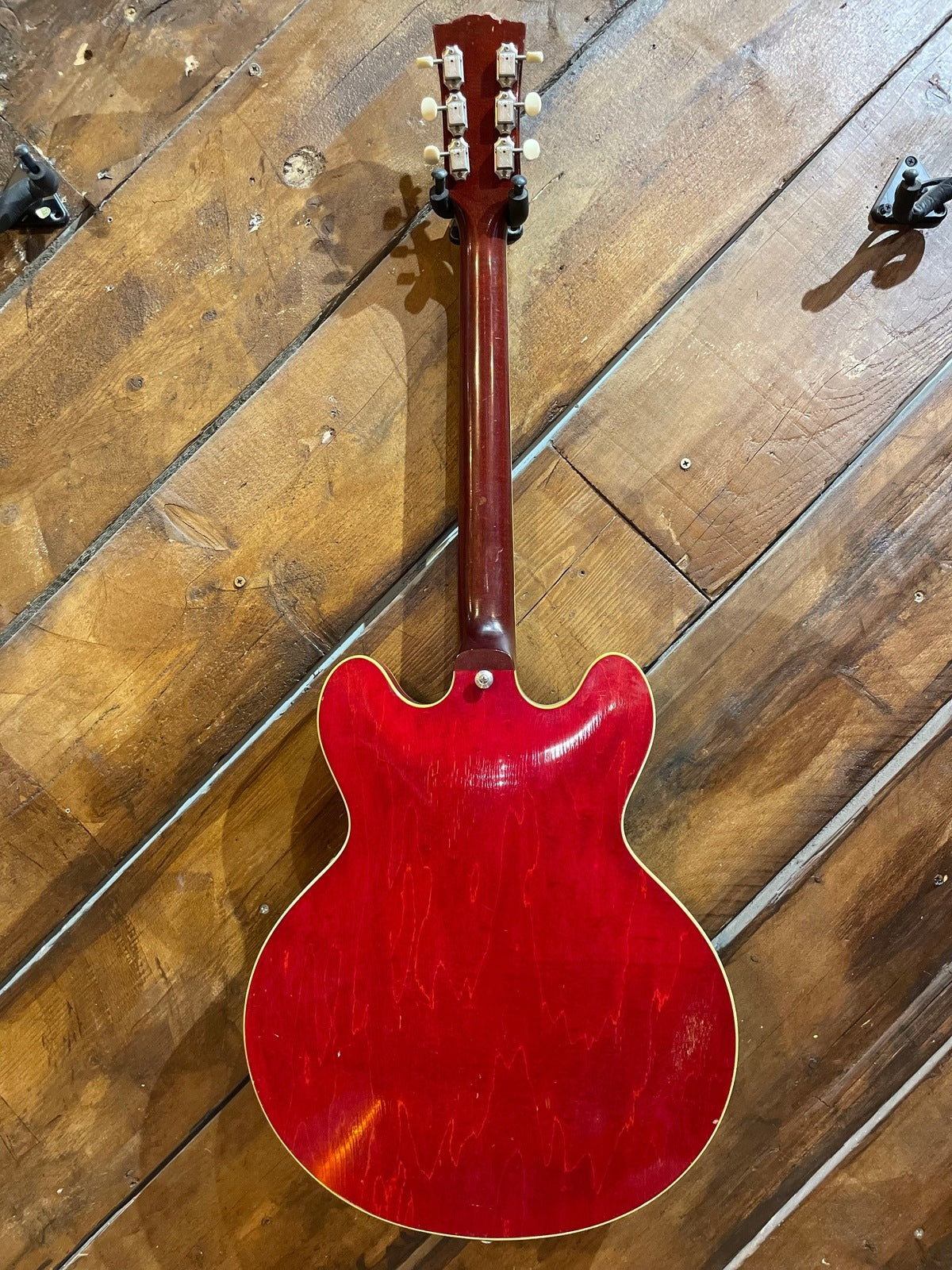 1965 ES-330