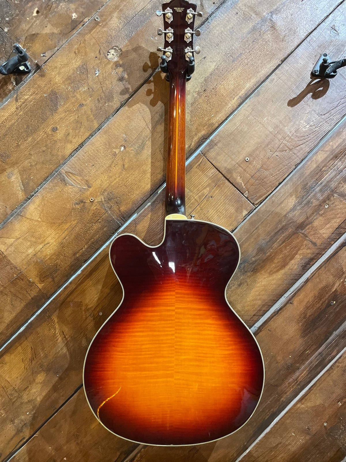 S/H Guild A-150 Archtop, Antique Burst