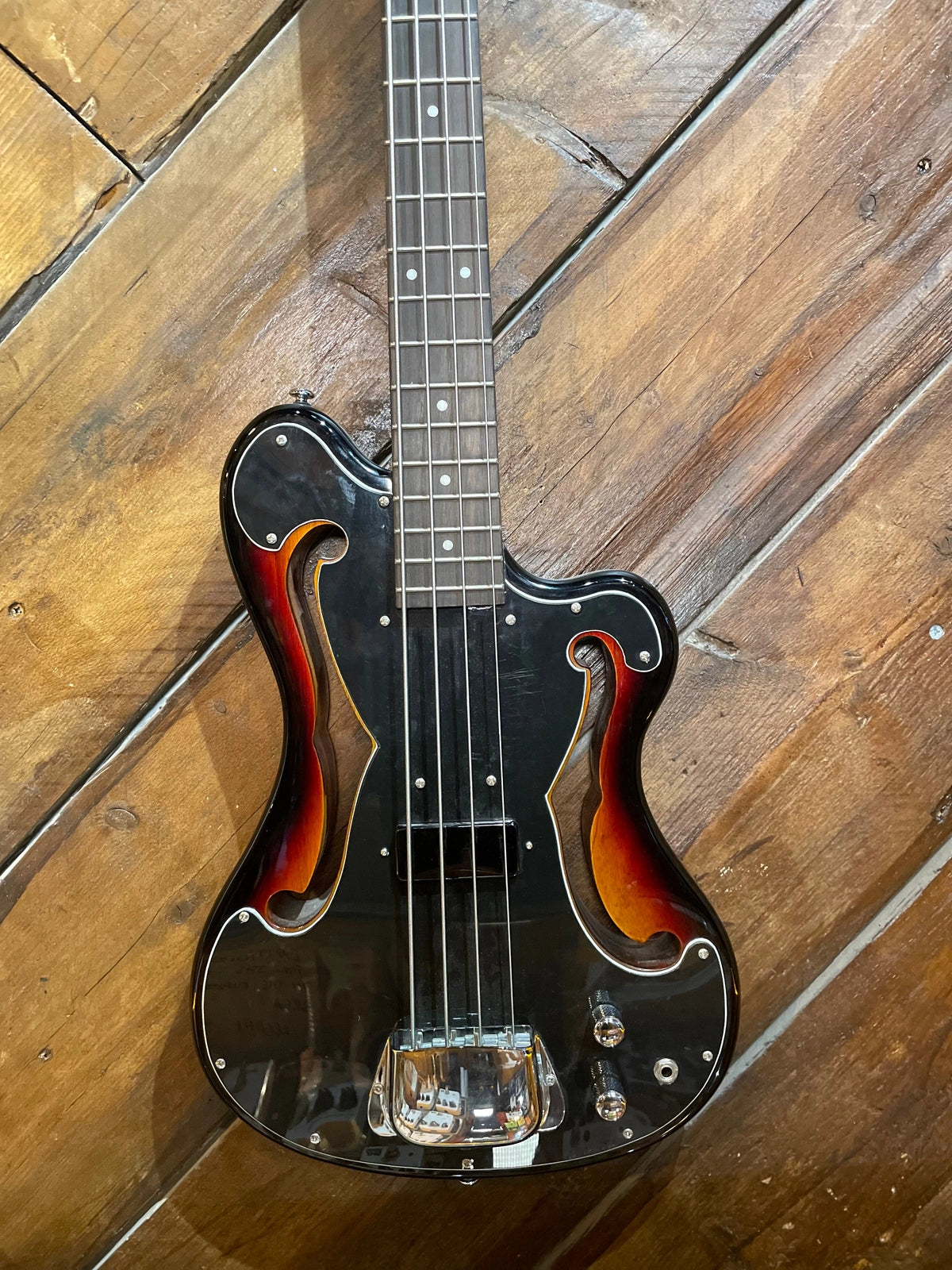 S/H Eastwood EUB-1 Bass, Sunburst