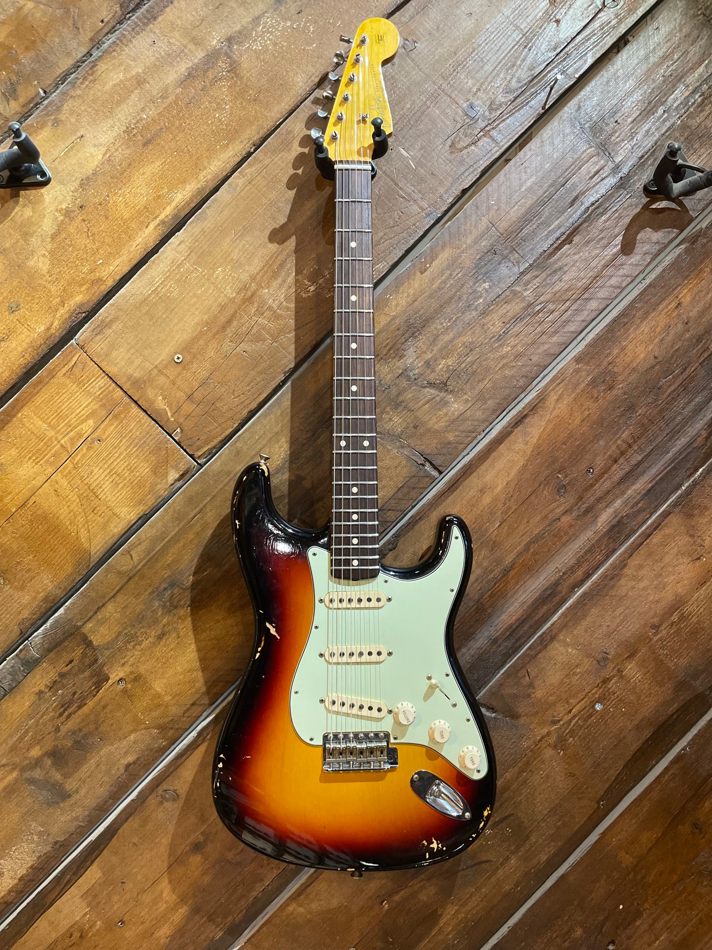 S/H 2018 Fender Custom Shop '62 Stratocaster, Relic Three Tone Sunburst