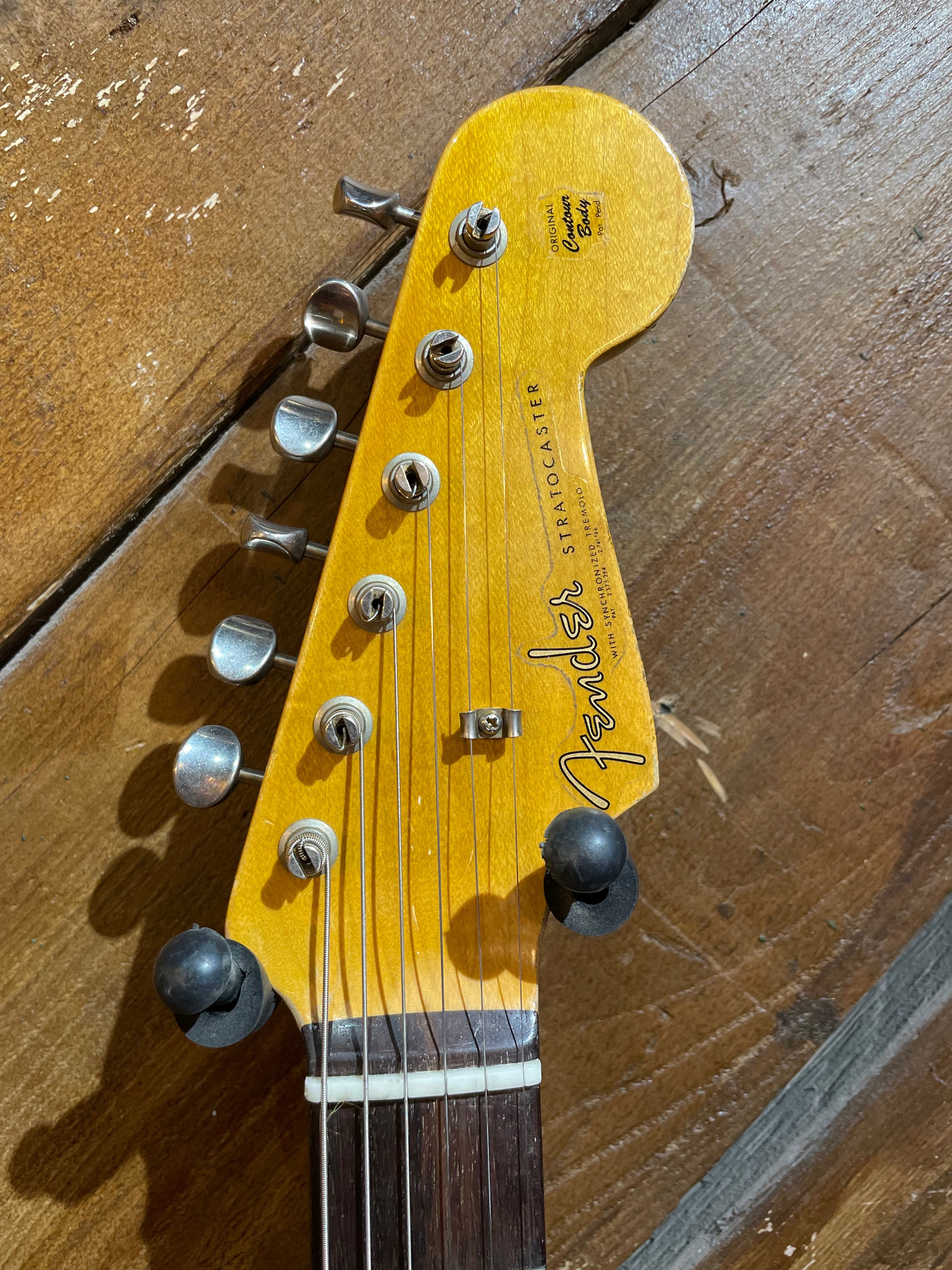 S/H 2018 Fender Custom Shop '62 Stratocaster, Relic Three Tone Sunburst