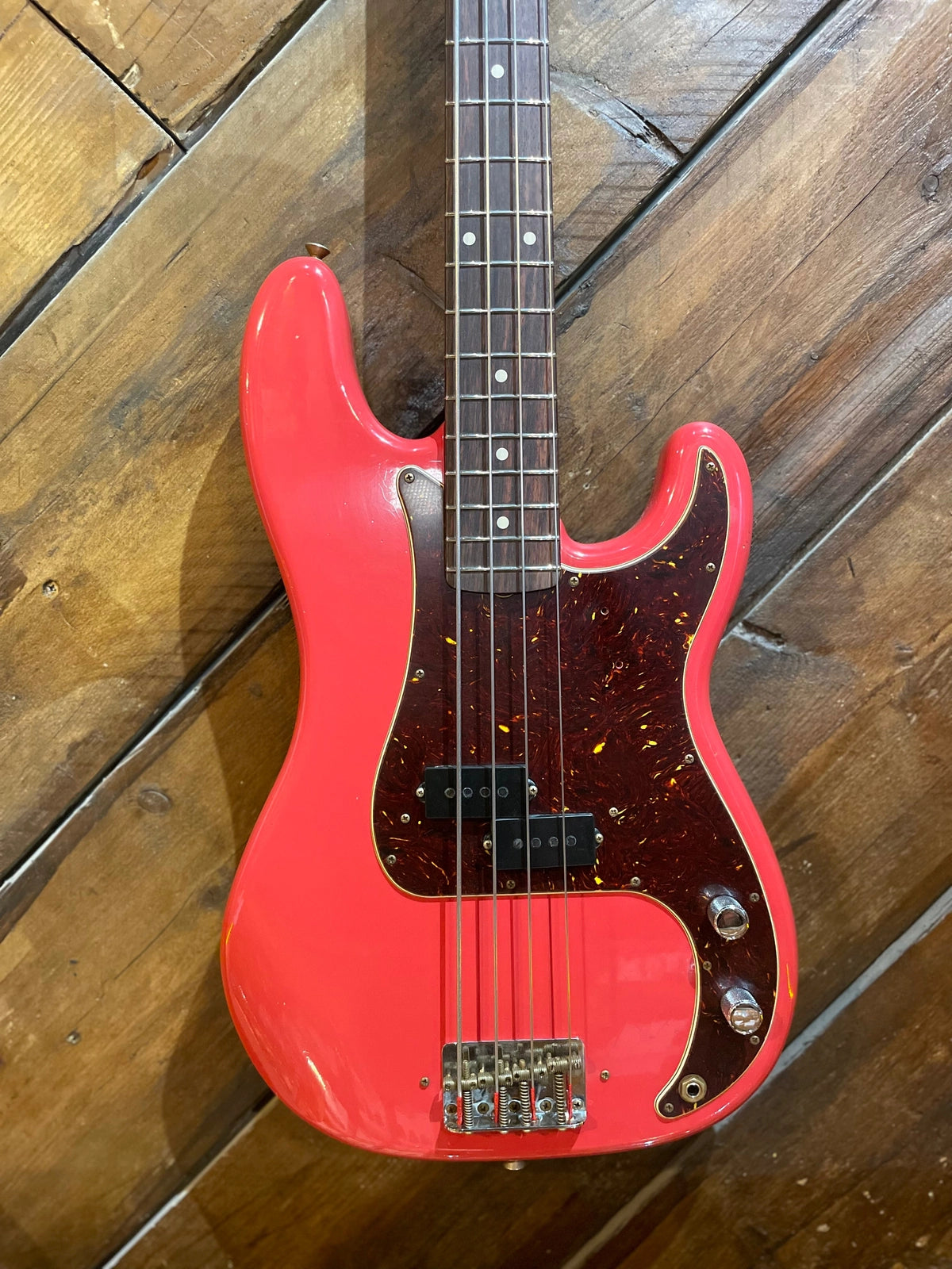 Fender Custom Shop Pino Palladino Signature Precision Bass, Journeyman Fiesta Red over Desert Sand